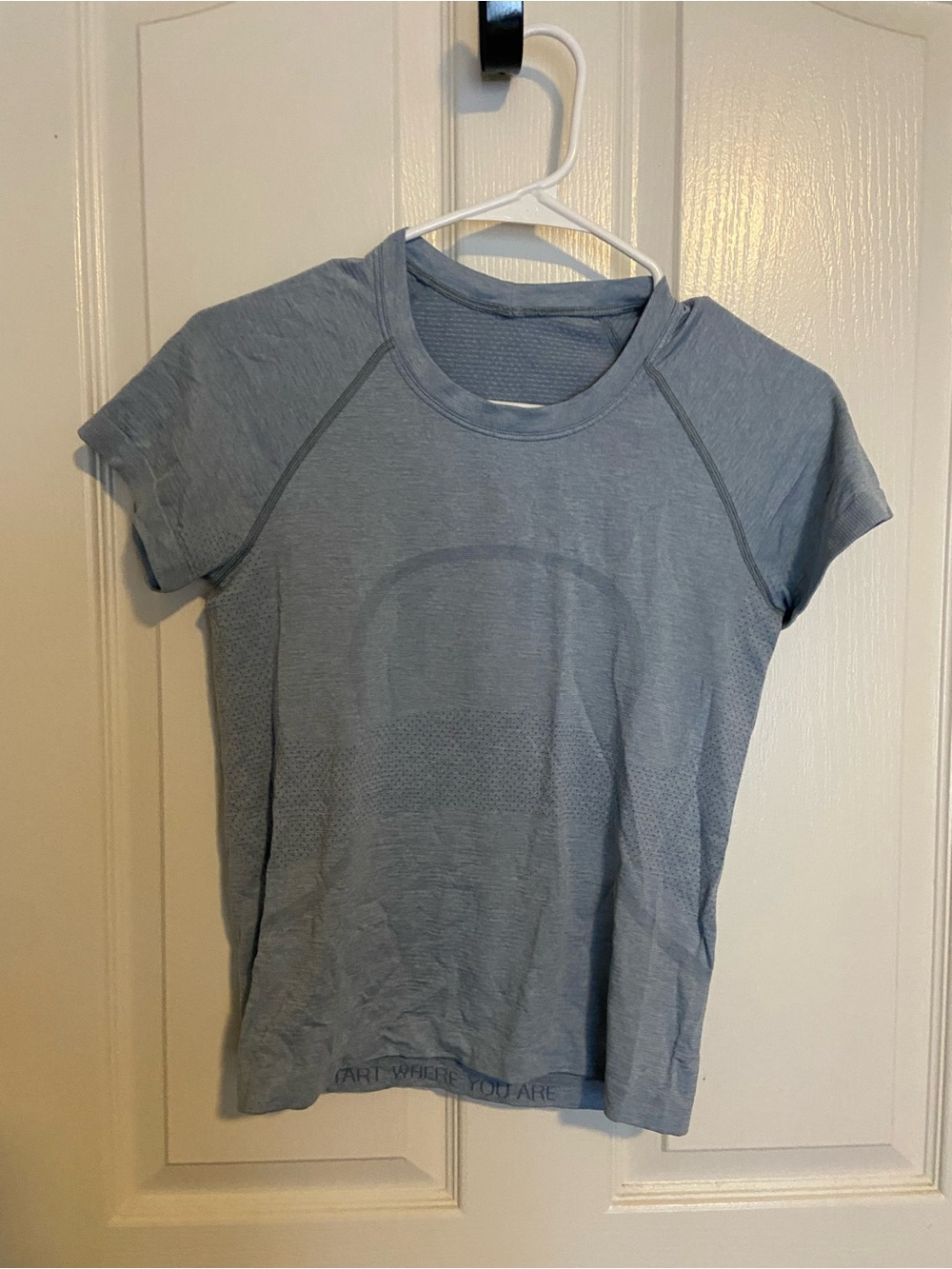 lululemon athletica Light Blue grey Short Sleeve Seamless Active Tee